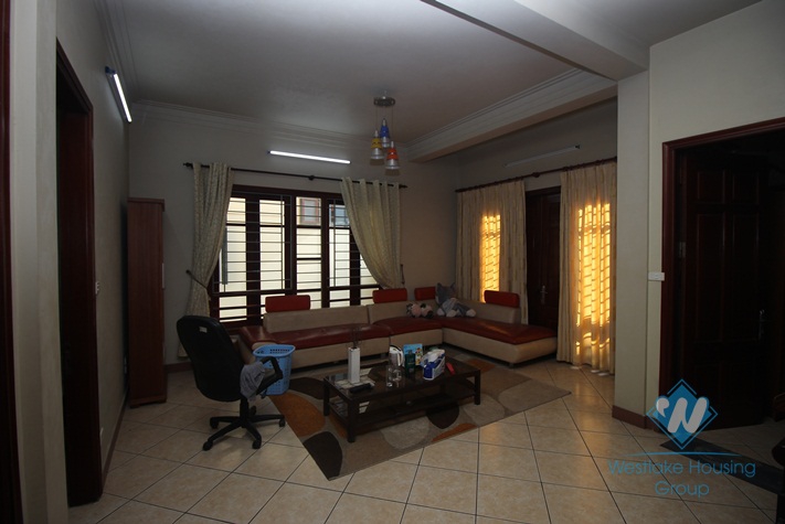 Three bedrooms house for rent in Cau Giay, Ha Noi